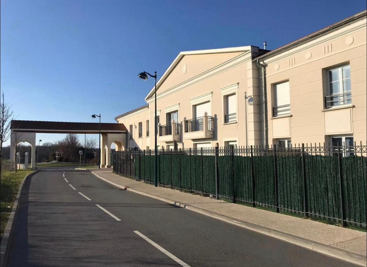 Apartament Logement Exceptionnel Avec Jardin Proche Disney Montévrain Zewnętrze zdjęcie